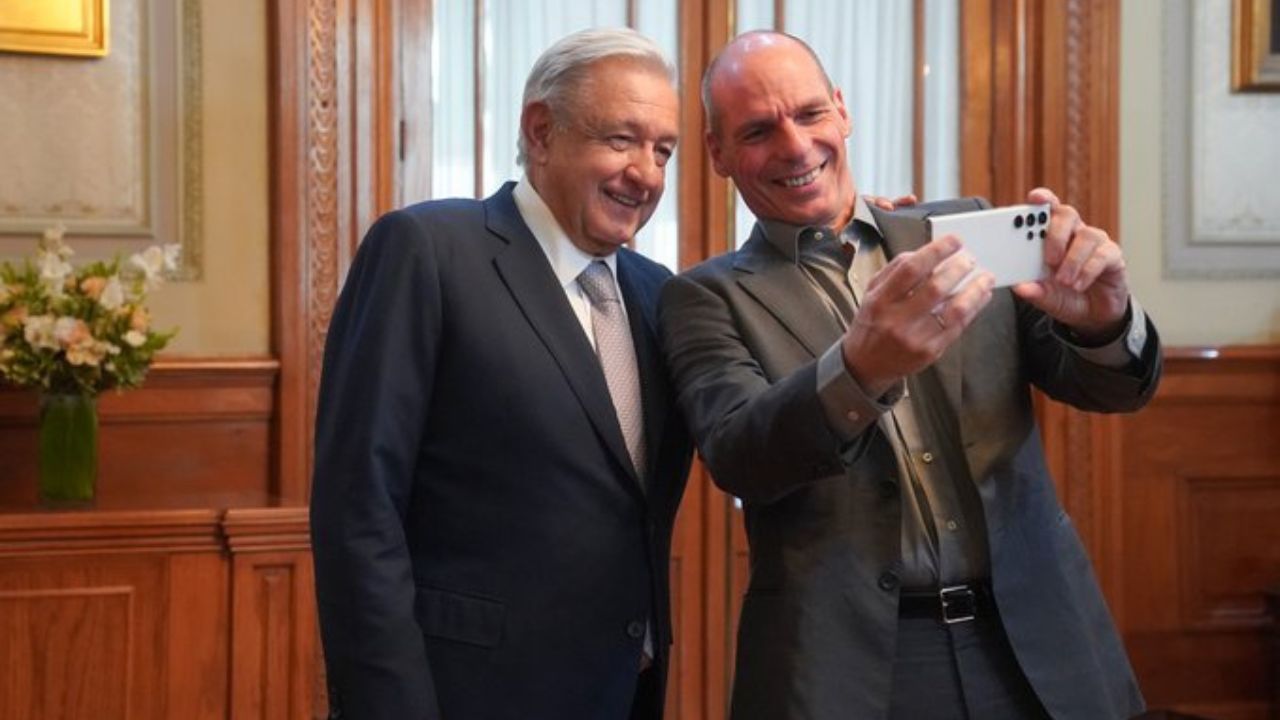 Varoufakis y AMLO se reúnen